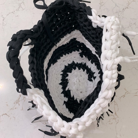 Handcrafted Shoe String Purse - Picture 3 of 3